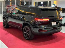 جیپ گراند شیرۆکی